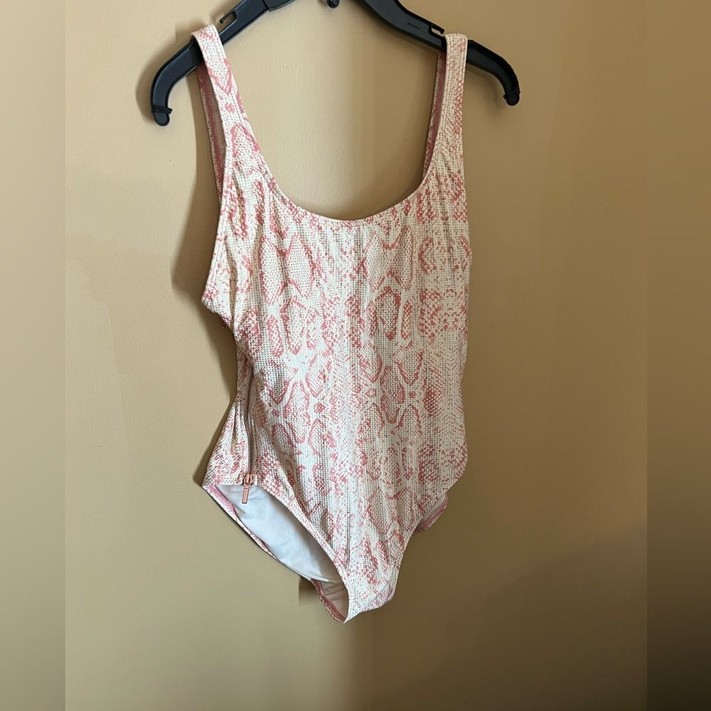 Carman Marc valvo pink snakeskin one piece 12